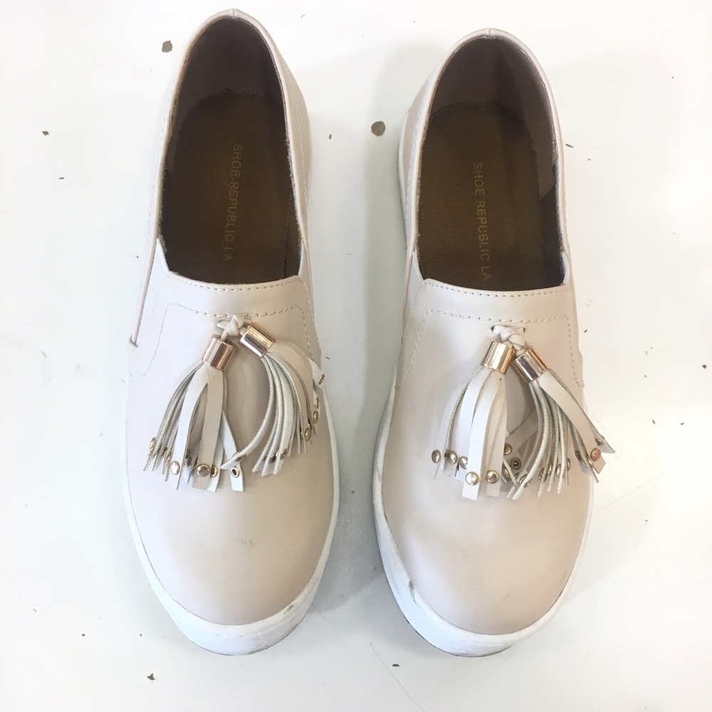 Tassel Detail Tan Vegan Leather with Platform Sneakers - Picture 2 of 7